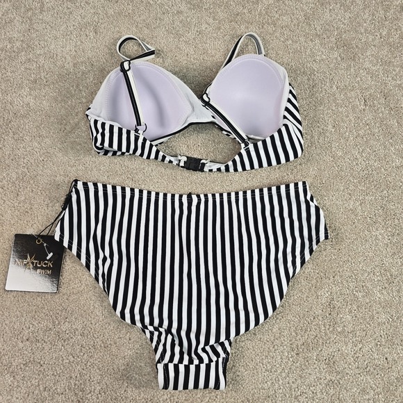 Nip Tuck Swim Stripe Bikini Two Piece Swimsuit Multi Fit Cup Size 8  Black White - Picture 5 of 5
